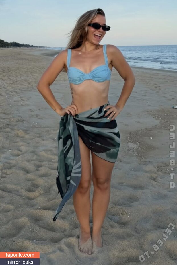 Alina Wachinger, alinaxloves Naakte Lekken  Foto #32