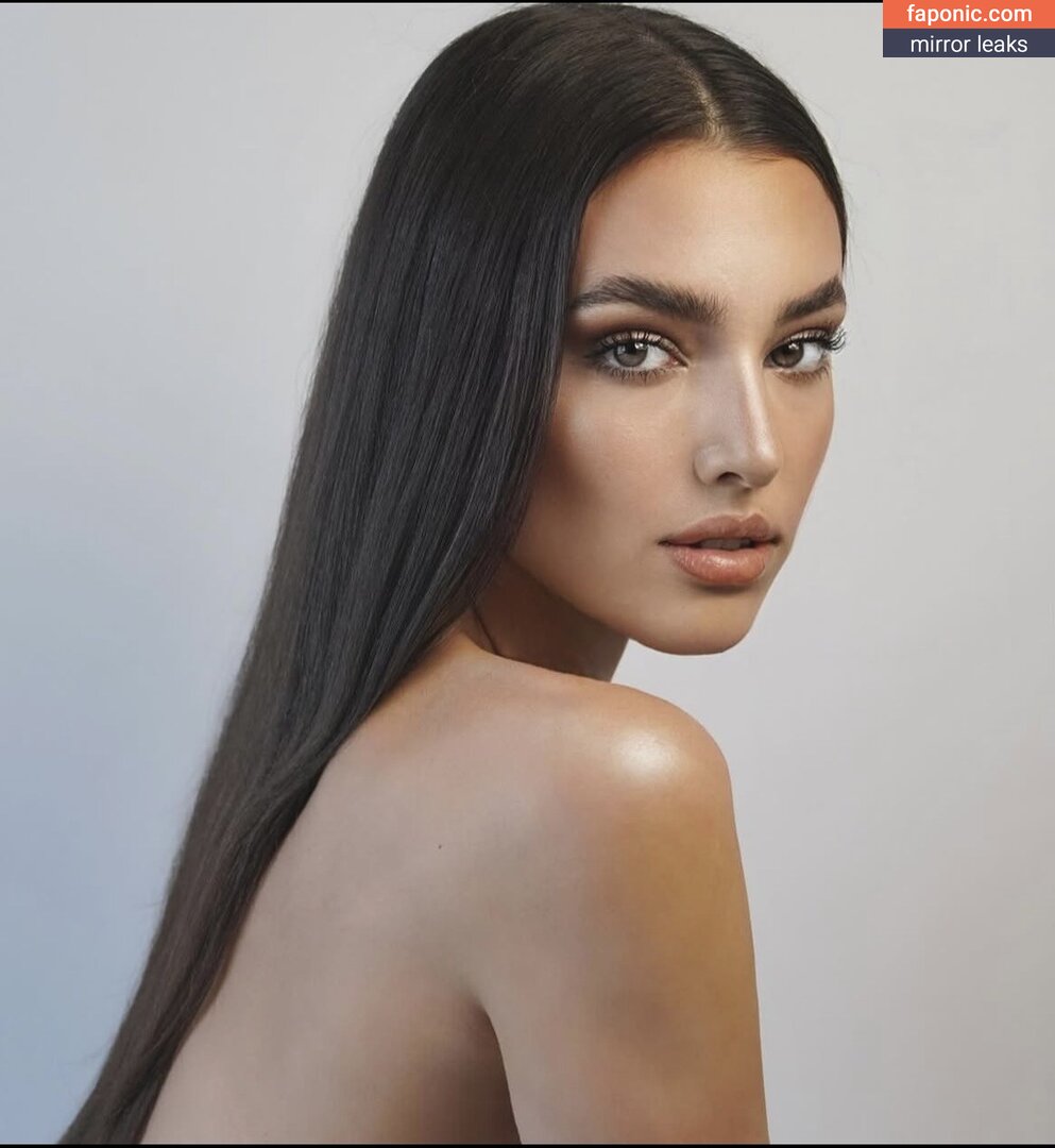Callisandra, https:, thecallisandra Naakte Lekken  Foto #2