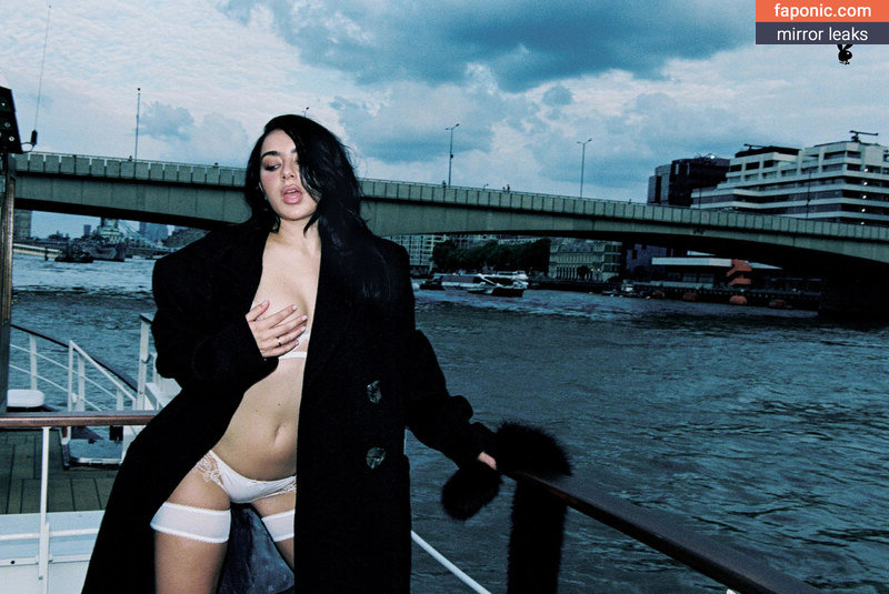 Charli XCX, charli_xcx, charlignarly, charlixcx, https: Naakte Lekken OnlyFans Foto #90