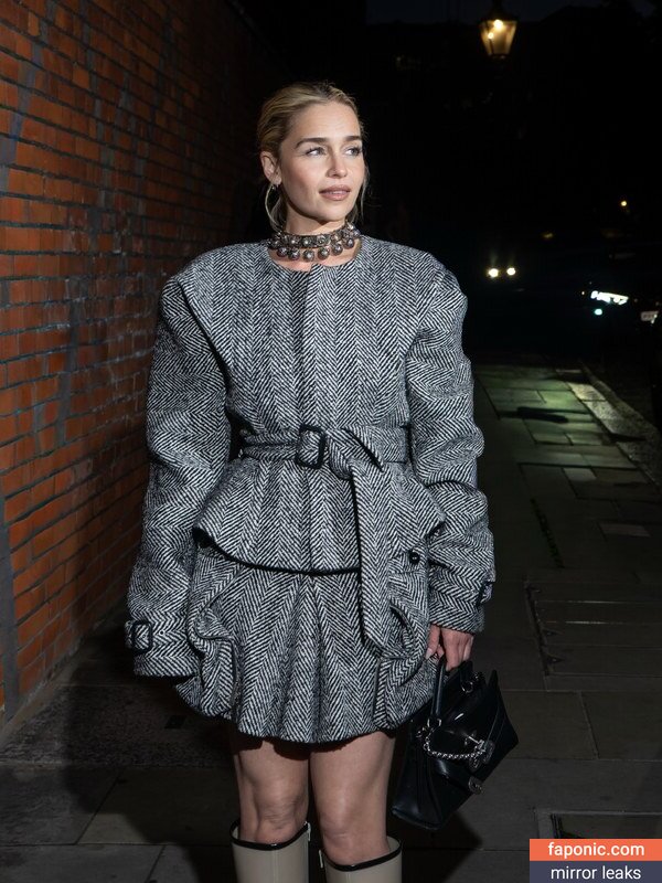 Emilia Clarke, clarkeyxo, emilia_clarke, emiliaclarke, emiliaclarkecentral, https: Naakte Lekken OnlyFans Foto #332