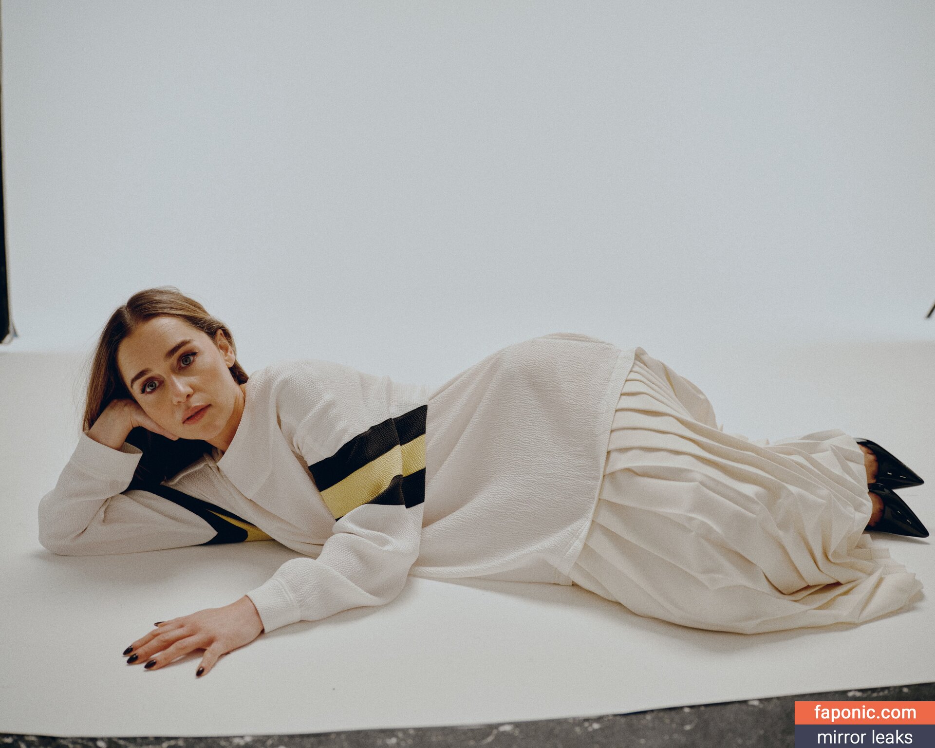 Emilia Clarke, clarkeyxo, emilia_clarke, emiliaclarke, emiliaclarkecentral, https: Naakte Lekken OnlyFans Foto #356
