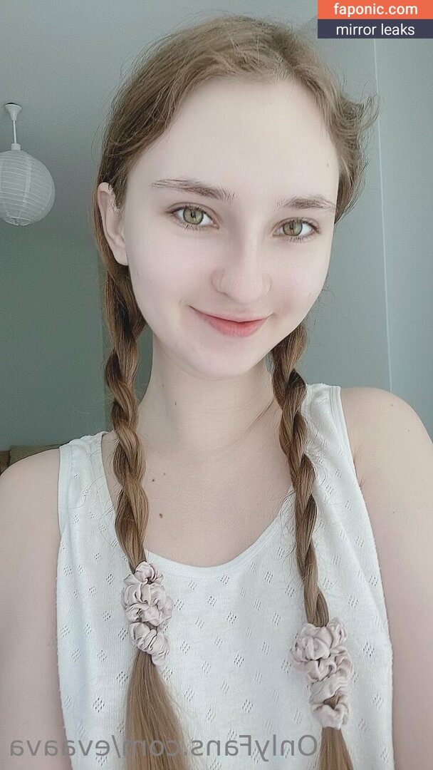 Quoihn, _evaava_, evaava, evaava_free, plushybutt Naakte Lekken OnlyFans Foto #121