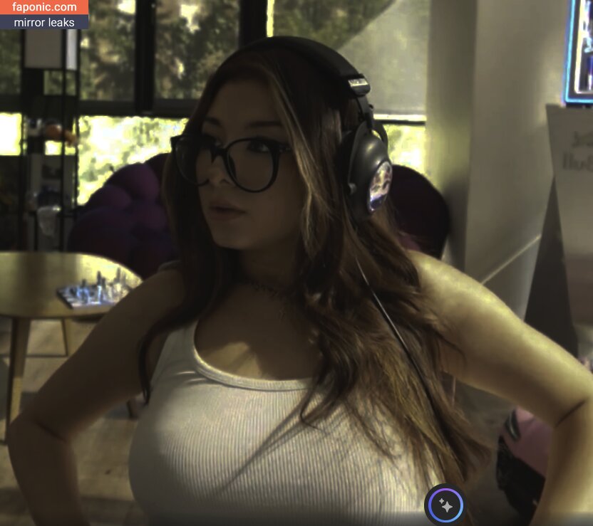 Helydia, helydiaa, https:, iamhely Naakte Lekken OnlyFans Foto #20