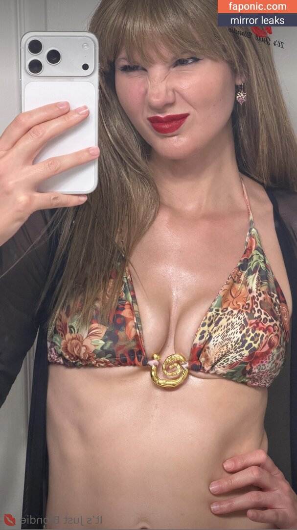 ItsJustblondie, itsjustashley -Taylor swift lookalike, itsjustashley13, itsjustblondievip, itsjustblondievip..., justblondie13 Naakte Lekken OnlyFans Foto #18