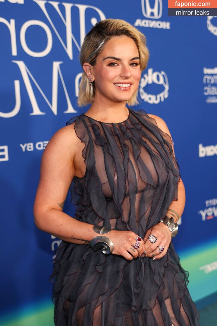 JoJo Levesque, iamjojo Naakte Lekken  Foto #53