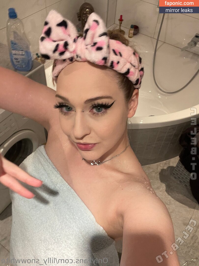 Lilly Snowwhite, lilly_snowwhite, snowwhite.lilly Naakte Lekken OnlyFans Foto #3