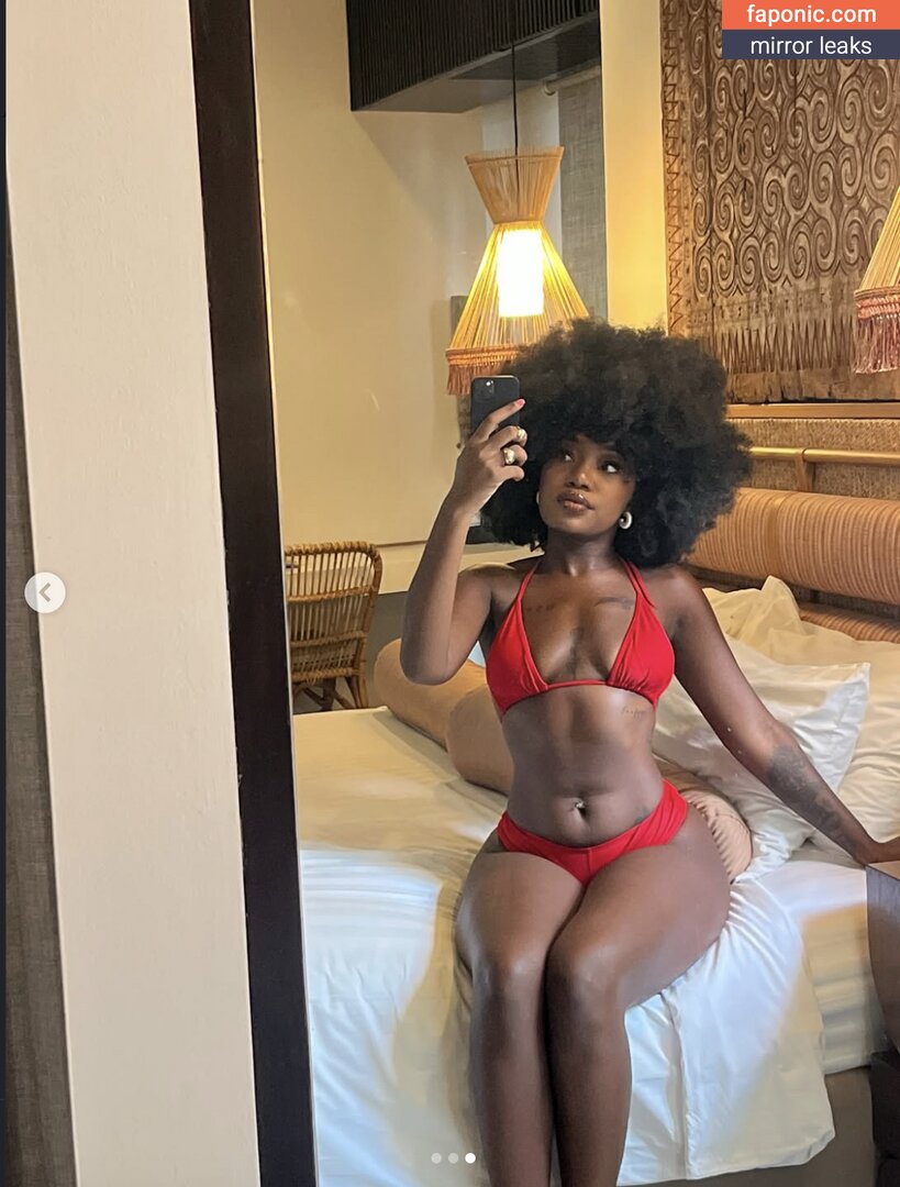 Lindsay, afrodisya, lil.mck Naakte Lekken OnlyFans Foto #1