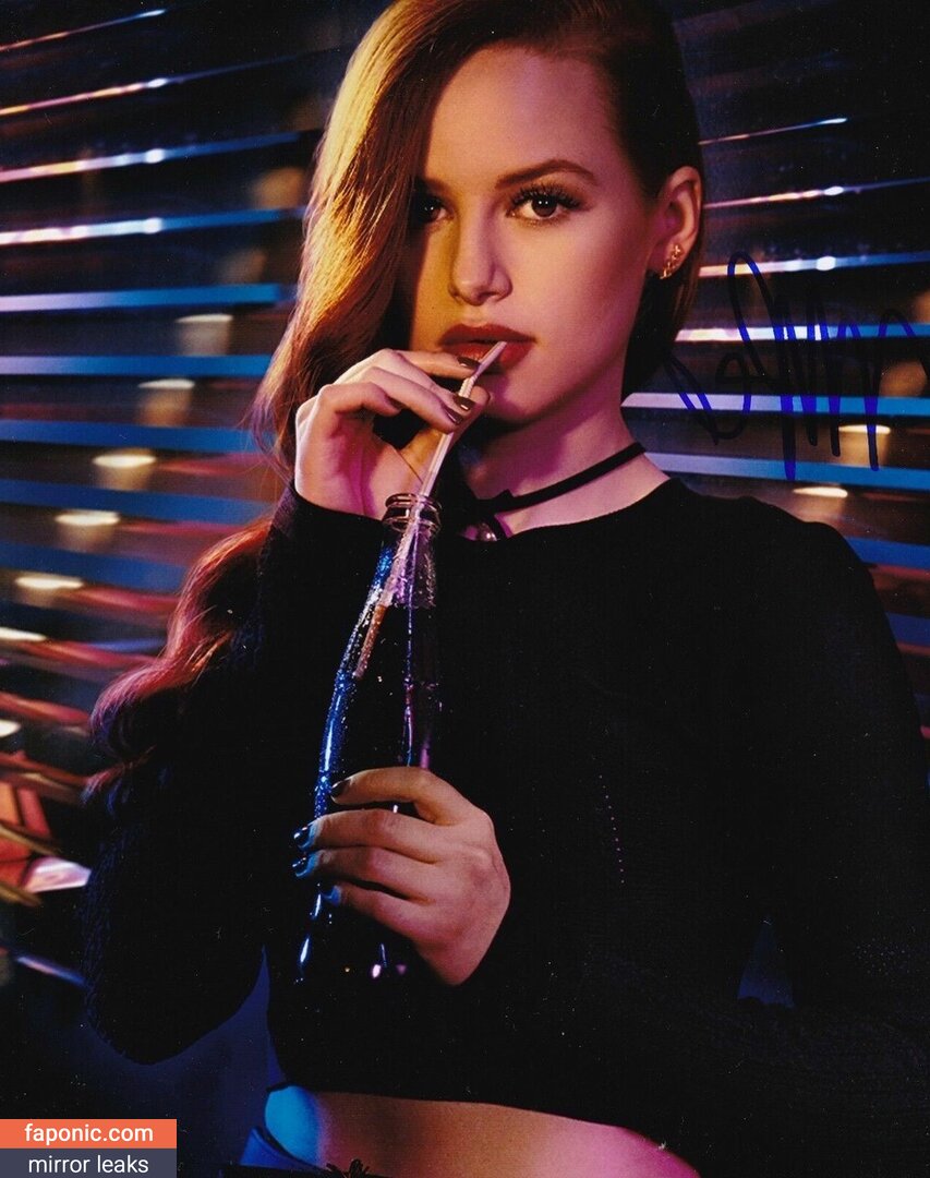 Madelaine Petsch, https:, madelainepetsch, madelame Naakte Lekken OnlyFans Foto #354