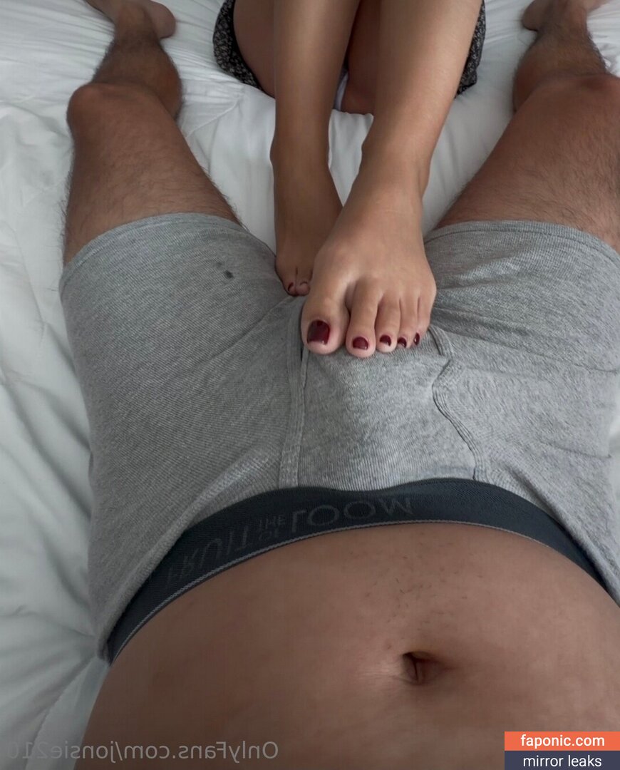 Olivia Jones, jonsie210, tony0121 Naakte Lekken OnlyFans Foto #28