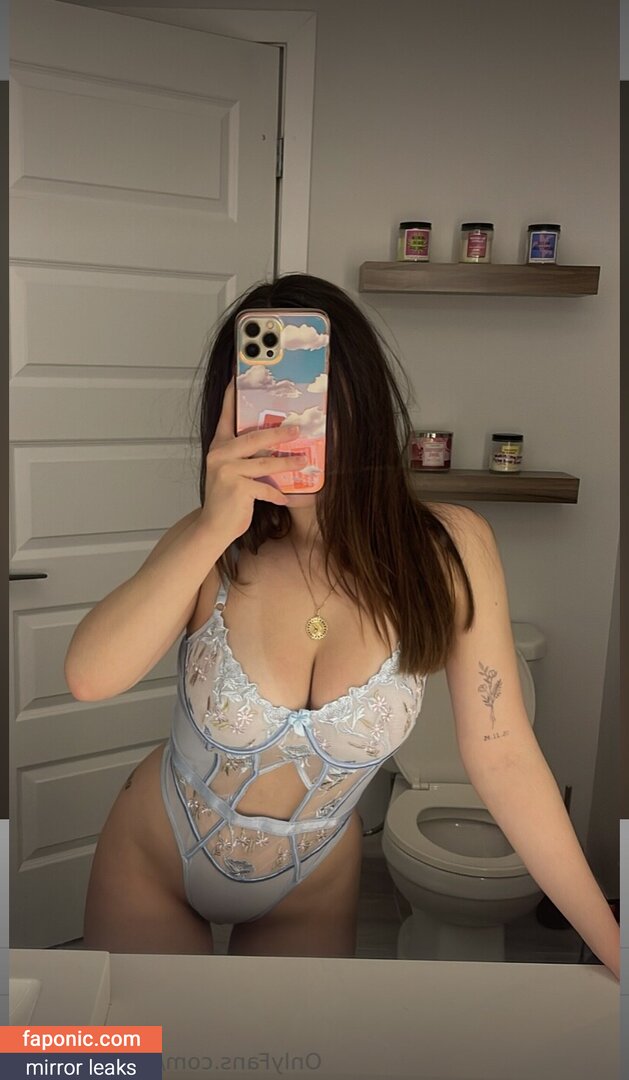 Quebecoises, abigaele, aichablack_vip, andiemodel Naakte Lekken OnlyFans/Patreon Foto #391