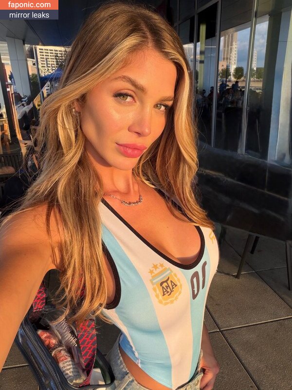Romina Malaspina, https:, romimalaspina Naakte Lekken OnlyFans Foto #55
