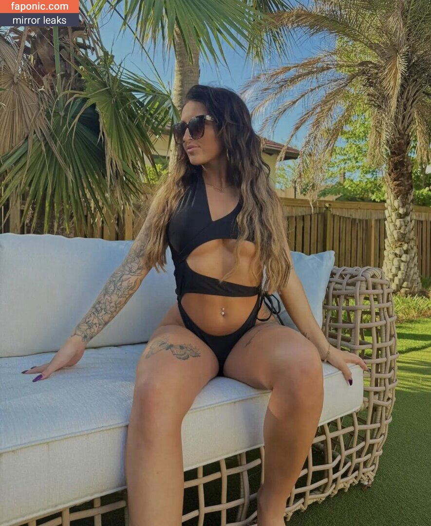 Petitetattedplati, Ronika Eskins, ronika_eskins Naakte Lekken OnlyFans Foto #22