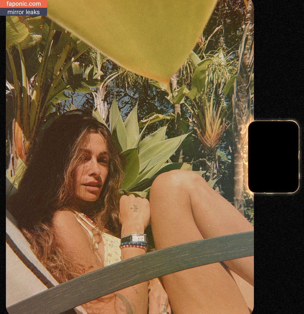 Sarah Shahi, sarahshahi Naakte Lekken  Foto #59