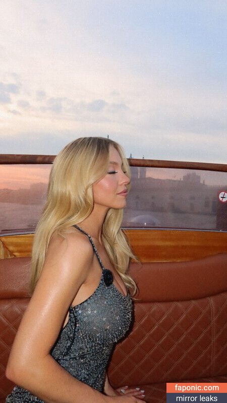 Sydney Sweeney, gal_gadot, https:, sydney_sweeney Naakte Lekken OnlyFans Foto #388