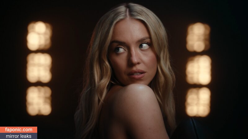 Sydney Sweeney, gal_gadot, https:, sydney_sweeney Naakte Lekken OnlyFans Foto #422