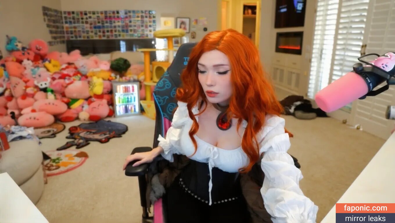 Emiru, emiru.jpg Naakte Lekken OnlyFans Foto #3135