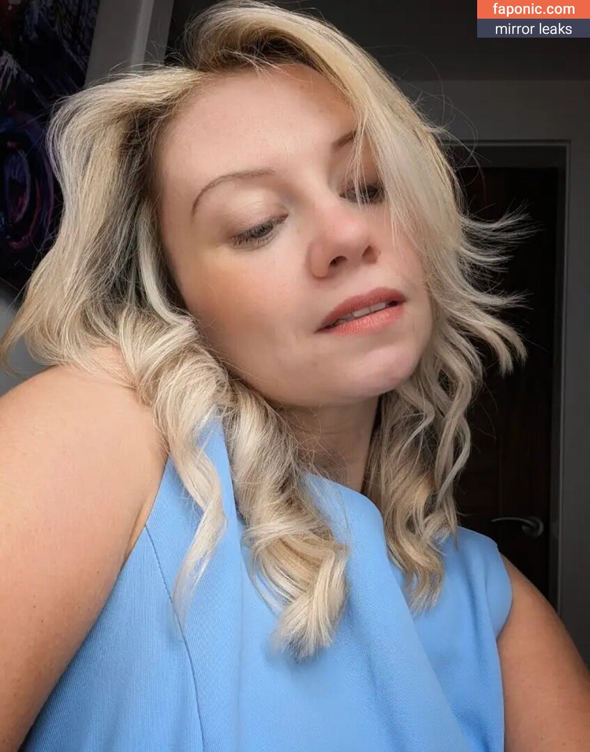 Jodie Marie ASMR, jodiemarieasmr Naakte Lekken  Foto #2