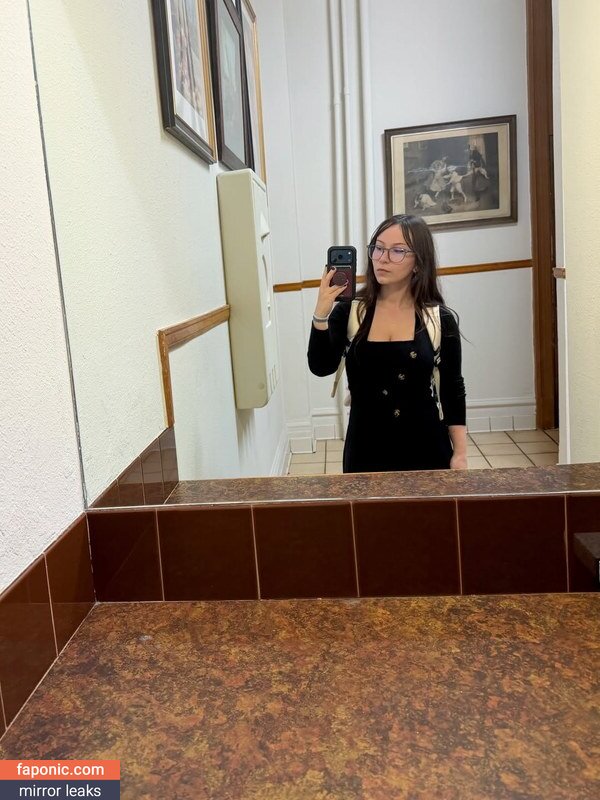 Bigtittygothegg, goth.egg, goth__egg, https: Naakte Lekken OnlyFans Foto #38
