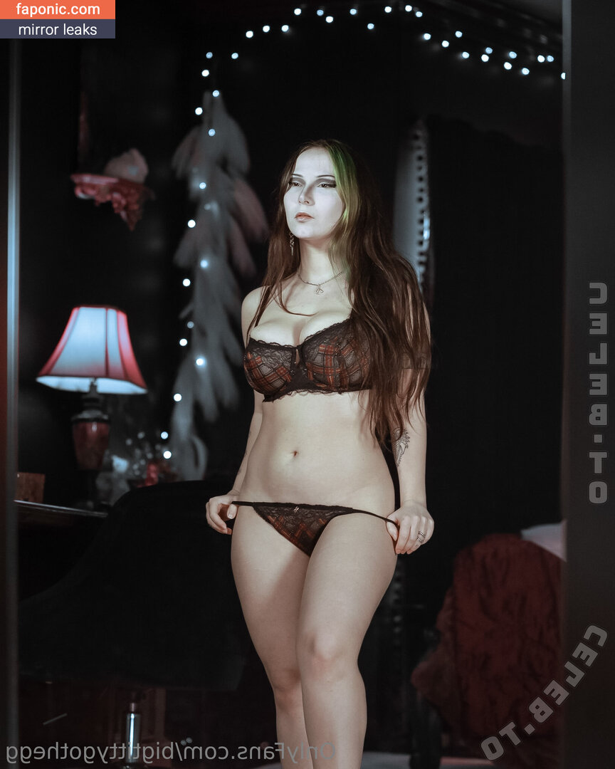 Bigtittygothegg, goth.egg, goth__egg, https: Naakte Lekken OnlyFans Foto #113