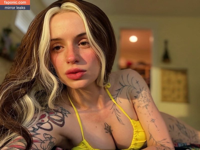 KhaleesiBB, thekhaleesibb Naakte Lekken OnlyFans Foto #39