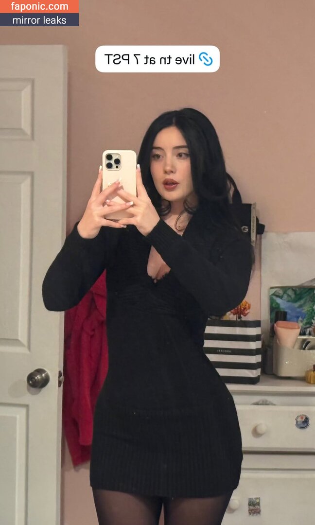 Hotblockchain, https: Naakte Lekken OnlyFans Foto #1