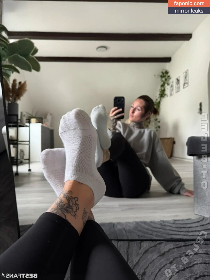 julez.iink, julez_iink Naakte Lekken OnlyFans Foto #3