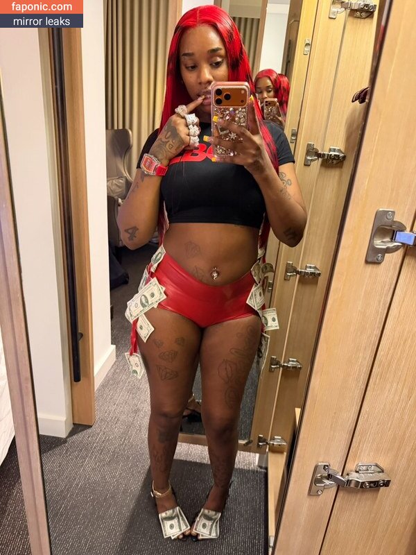 Sexxy Red, sexyred_mc, sexyyred Naakte Lekken OnlyFans Foto #64