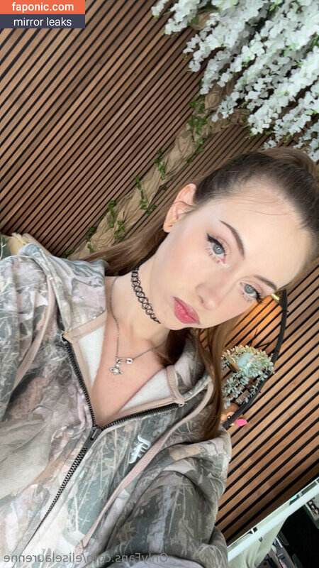 Elise Laurenne, Ellie, elaurenne, eliselaurenne Naakte Lekken OnlyFans Foto #965