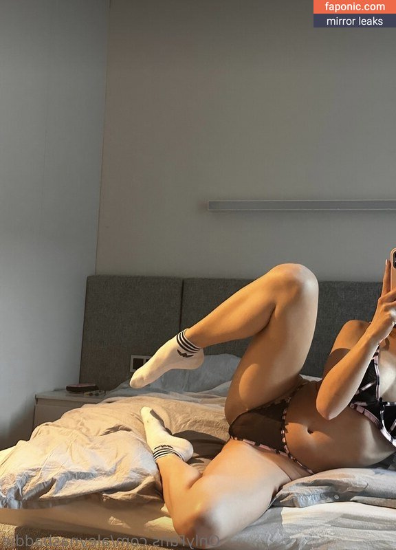 Aleynabaddie, aleynabaddiee, aleynasbaddie, lolygetsu0__ Naakte Lekken OnlyFans Foto #121