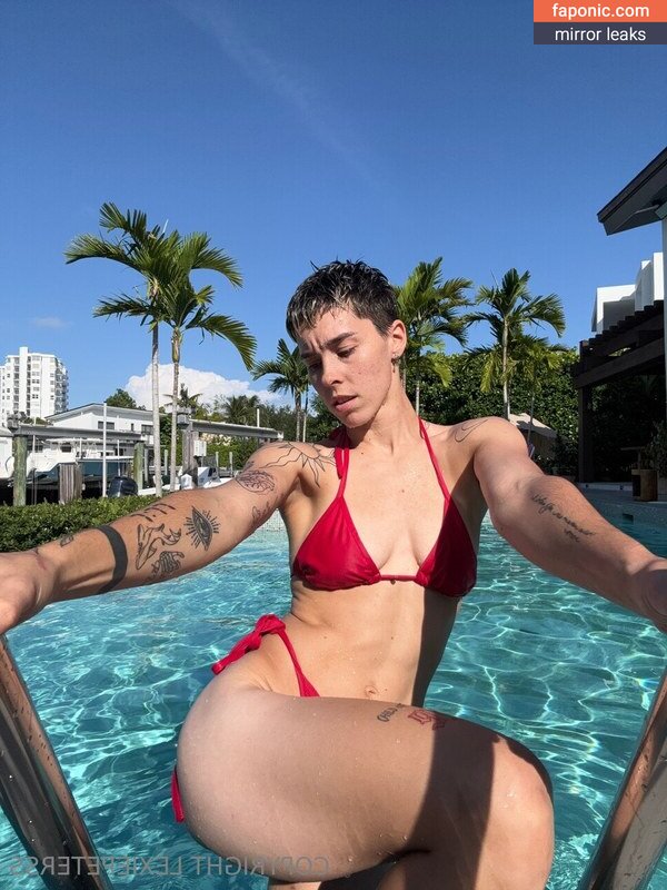 Lexiepeterss, sexylexie Naakte Lekken OnlyFans Foto #4