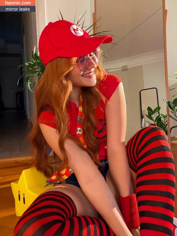 Neyrodesu, https:, neyro_desu Naakte Lekken OnlyFans Foto #7