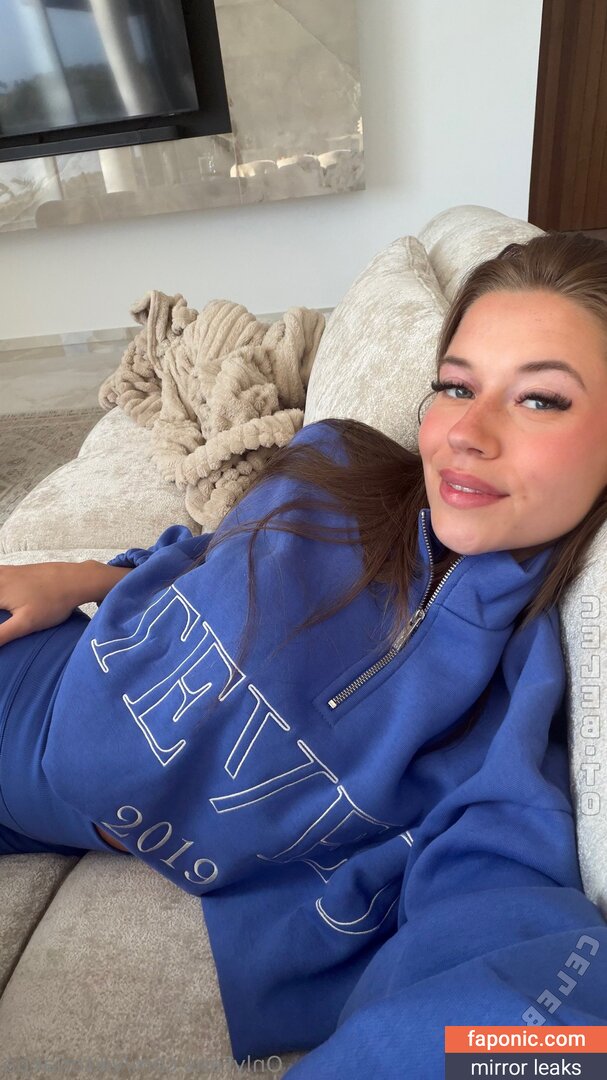 Viktoriakpa, viktoria_kpa Naakte Lekken OnlyFans Foto #9