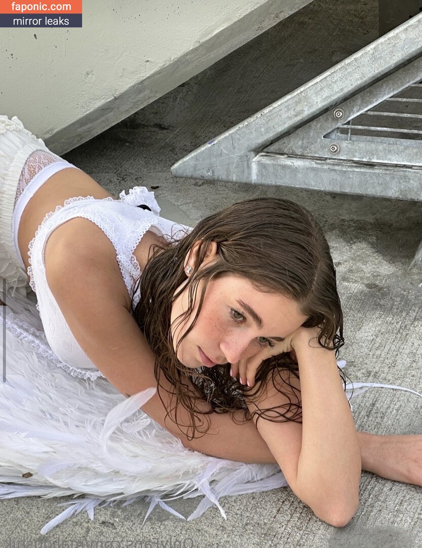 Anna Malyg0n, mmollyyy.ann Naakte Lekken  Foto #303