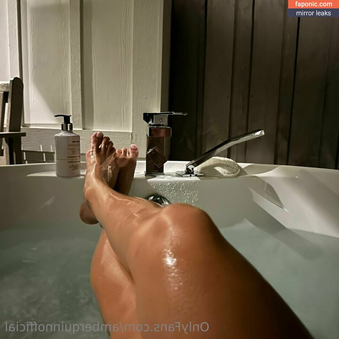 Amber Quinn, CryptowithAmber, amberquinnofficial, https: Naakte Lekken OnlyFans Foto #54
