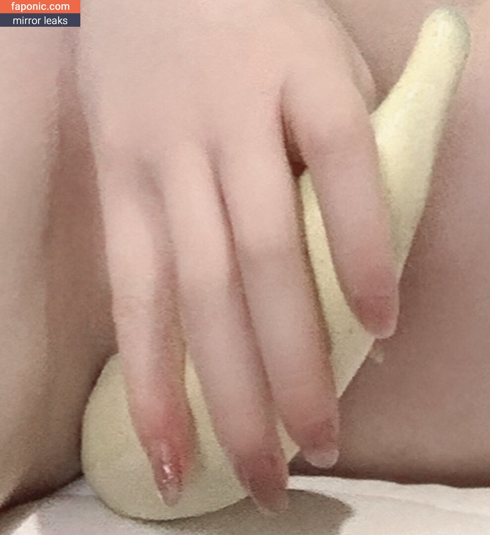 Evawishx, Evawxsh, hanxiao_ss, imeva Naakte Lekken OnlyFans Foto #50