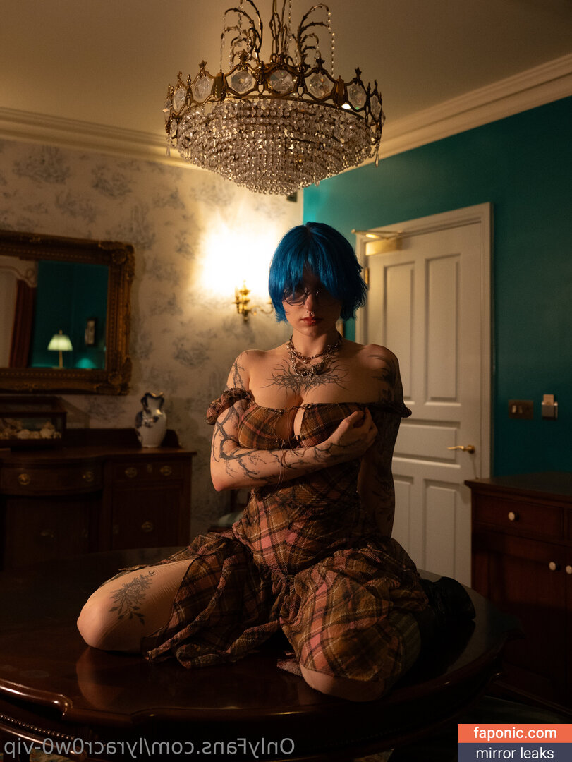 Lyra Crow, lyracr0w0 Naakte Lekken OnlyFans Foto #191