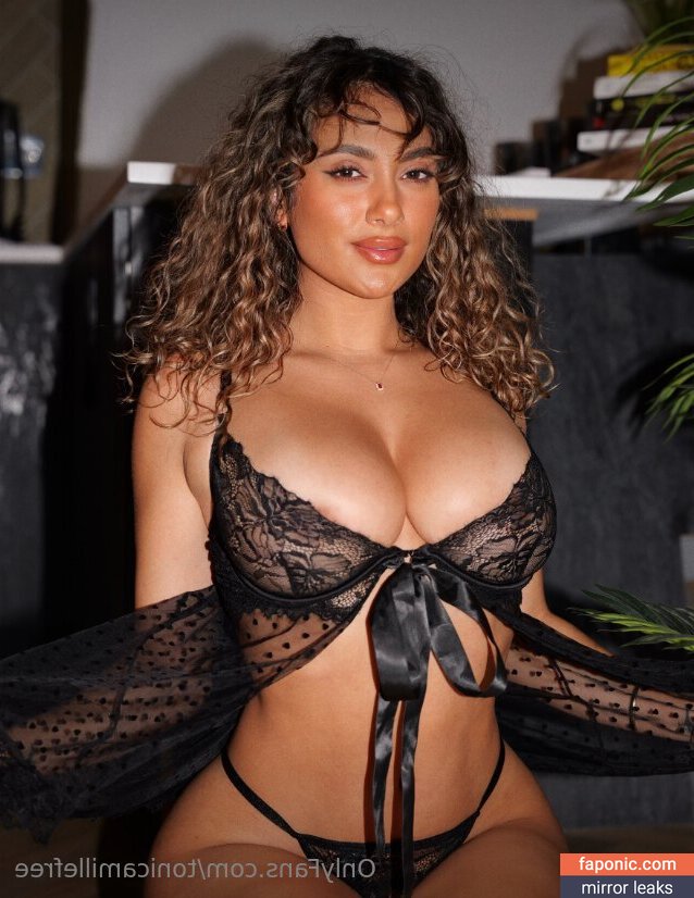 Toni-Camille, toni_camille_fan_page_ Naakte Lekken OnlyFans Foto #1