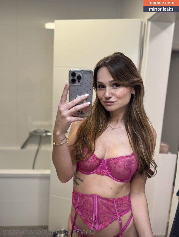 MonaMystery, monamystery.official Naakte Lekken OnlyFans Foto #15