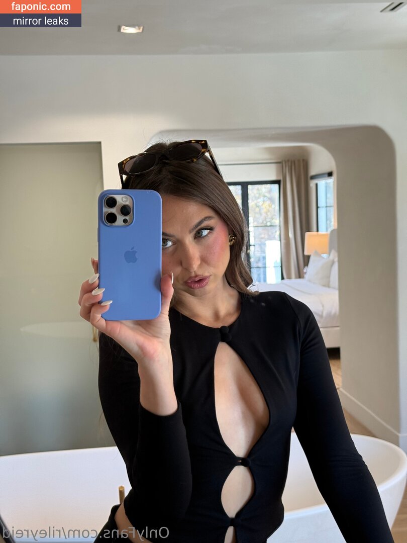 Riley Reid, RileyReidTikTok, hellorileyreid, rileyreidx3 Naakte Lekken OnlyFans Foto #2594
