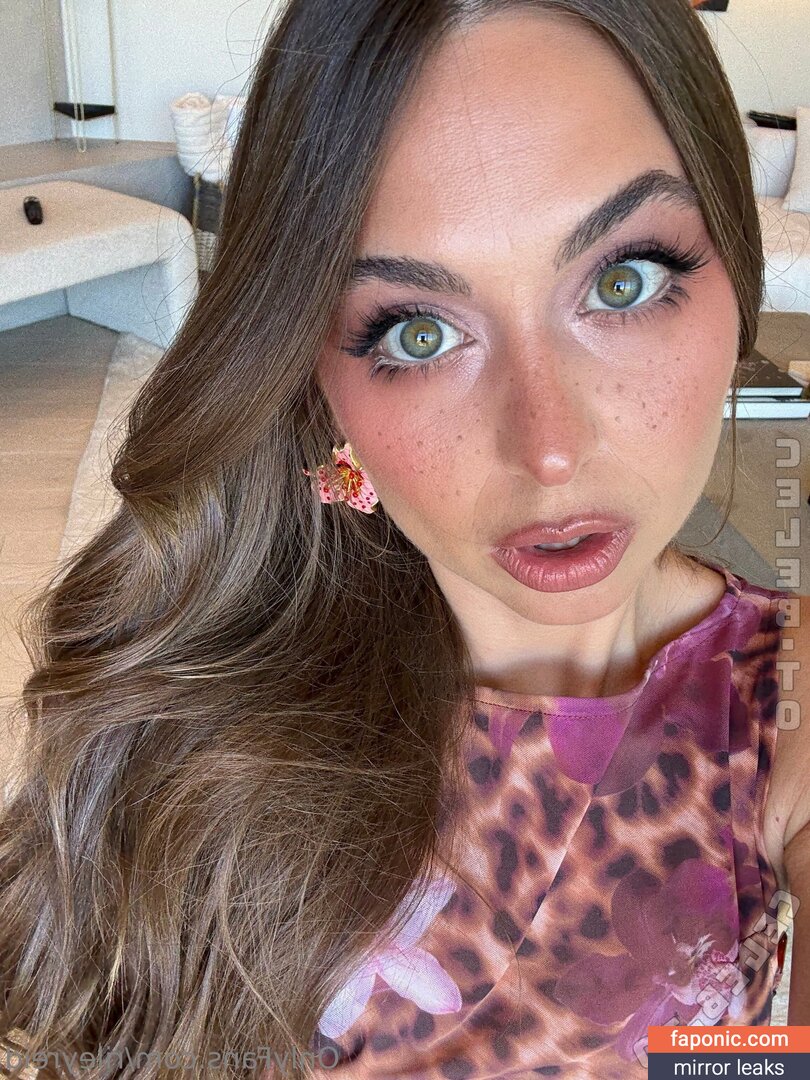 Riley Reid, RileyReidTikTok, hellorileyreid, rileyreidx3 Naakte Lekken OnlyFans Foto #2781