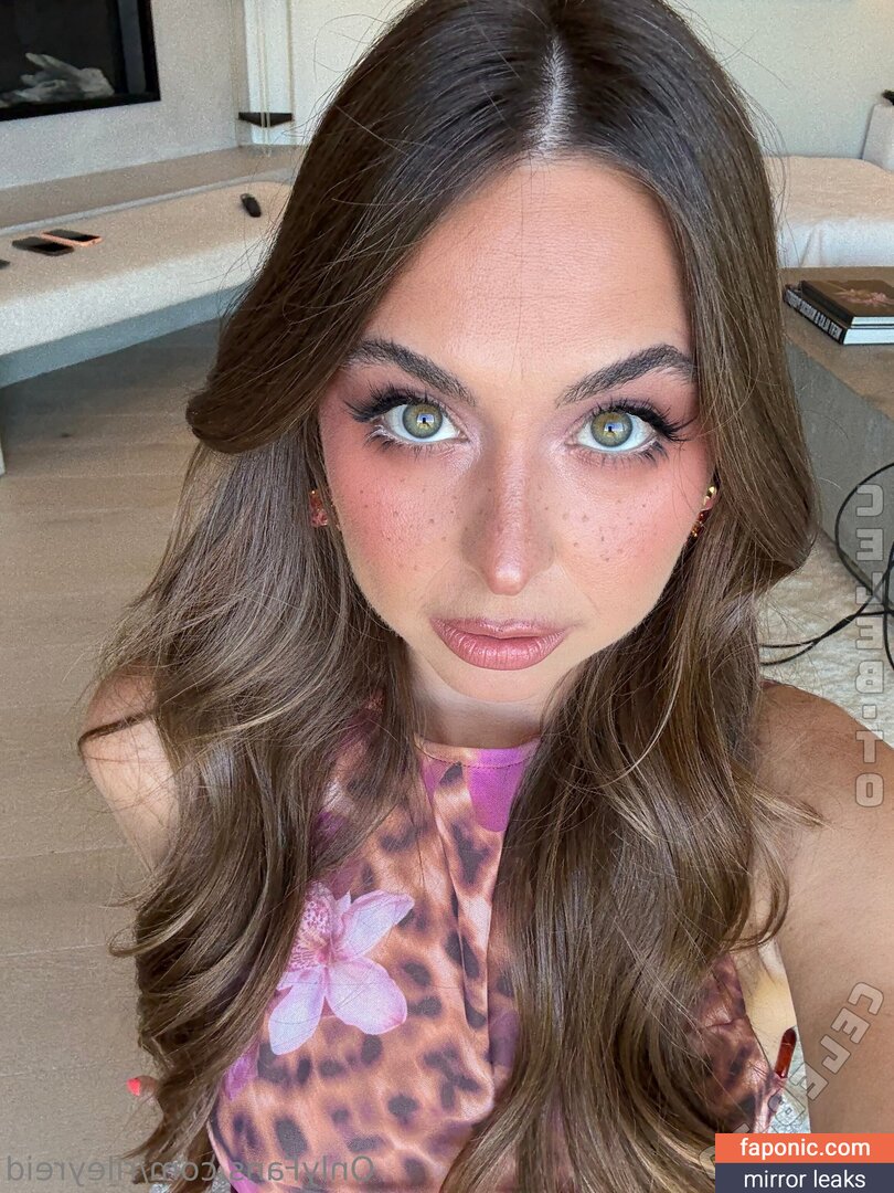 Riley Reid, RileyReidTikTok, hellorileyreid, rileyreidx3 Naakte Lekken OnlyFans Foto #2782