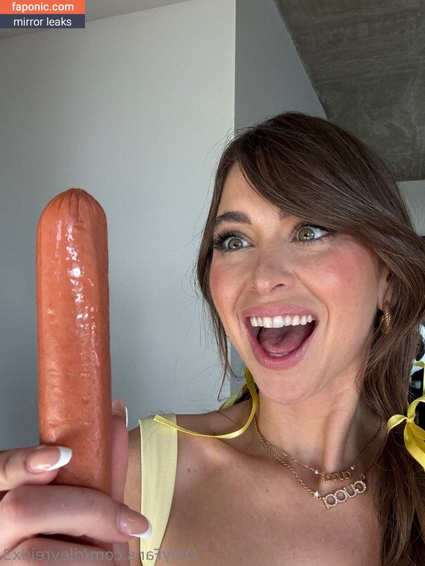Riley Reid, RileyReidTikTok, hellorileyreid, rileyreidx3 Naakte Lekken OnlyFans Foto #3081