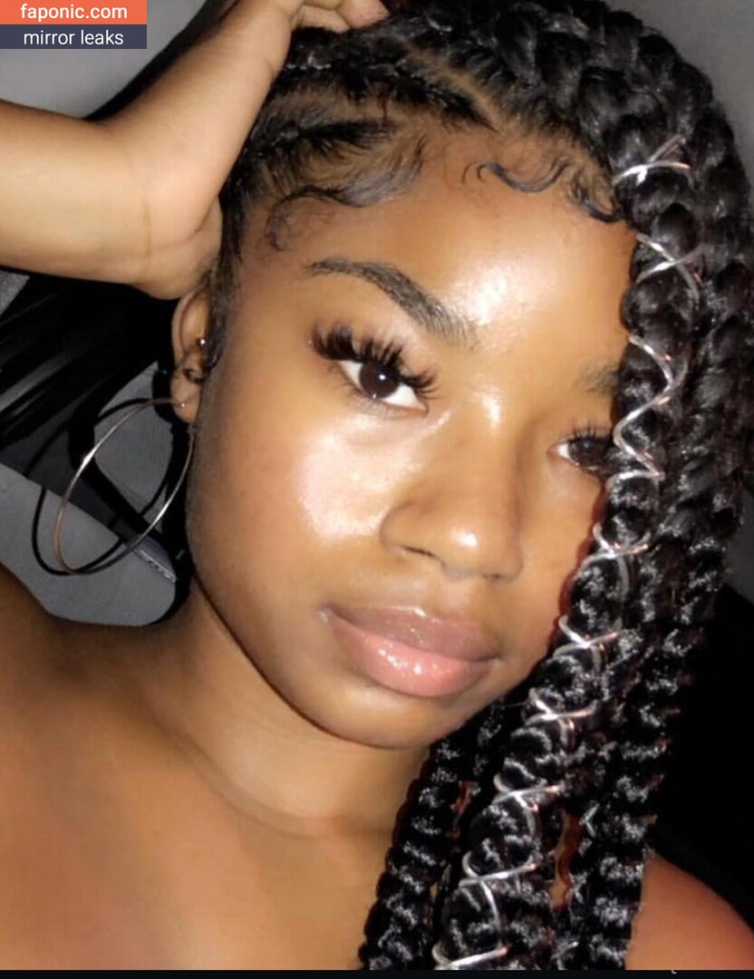 Kyylareneee, kurlykyy, kurrlyyy, kyylarenee Naakte Lekken OnlyFans Foto #13
