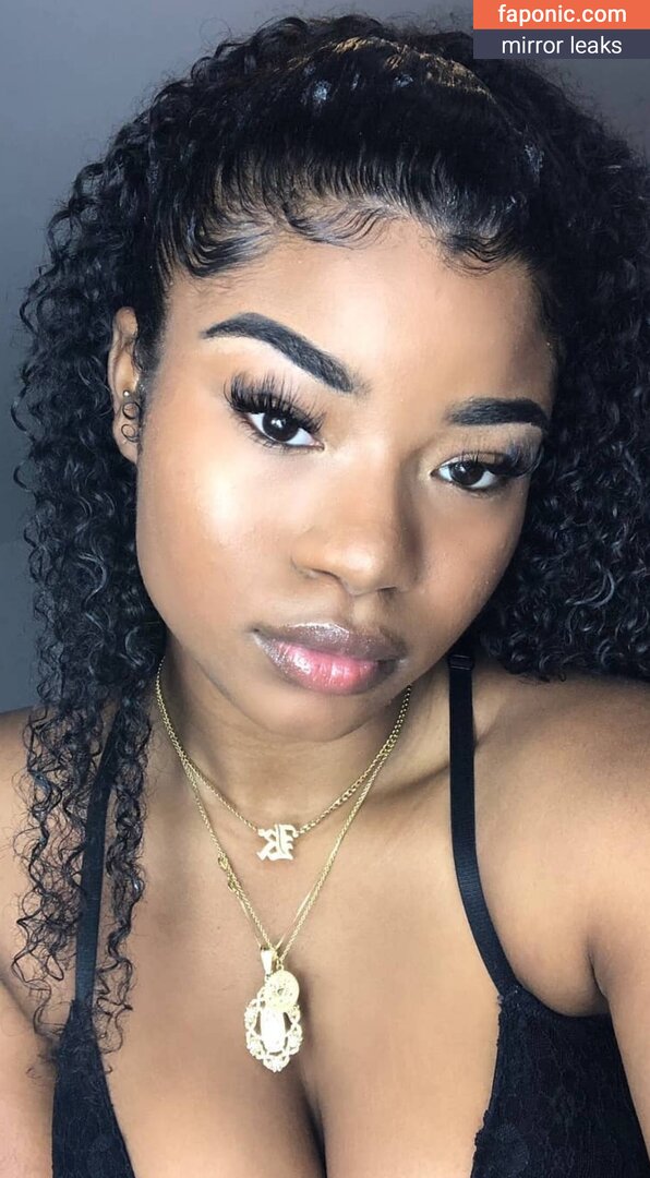 Kyylareneee, kurlykyy, kurrlyyy, kyylarenee Naakte Lekken OnlyFans Foto #16