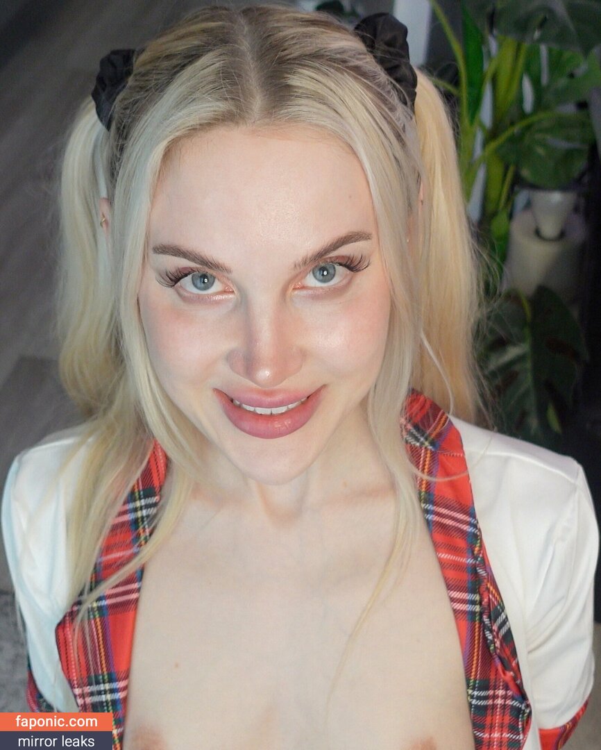 BBC Dildo Solos, Riding, Stroking, Sucking, etc., https:, lyssaoficiall, talitasilvx Naakte Lekken OnlyFans Foto #527