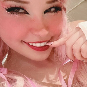 Belle Delphine Hine