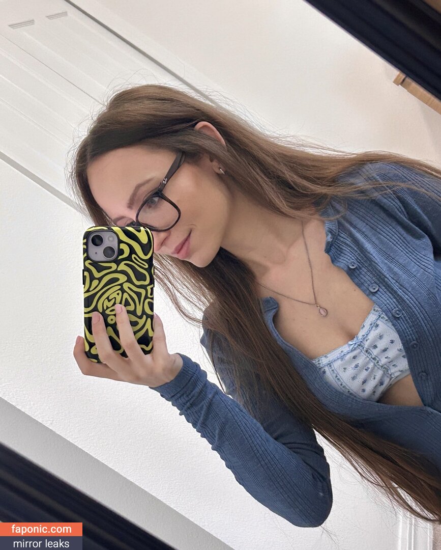 https:, iiiZwerg Naakte Lekken  Foto #8